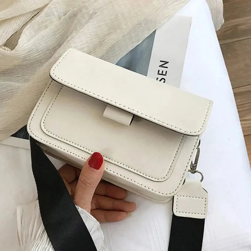 Bolsa Feminina Flap Bag em PU Premium