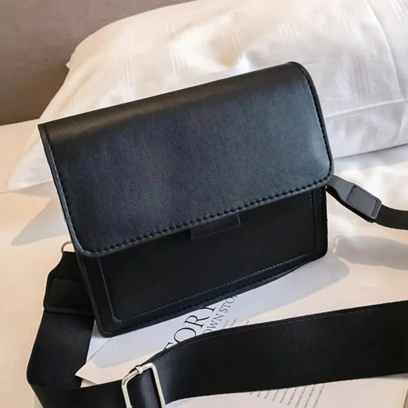 Bolsa Feminina Flap Bag em PU Premium